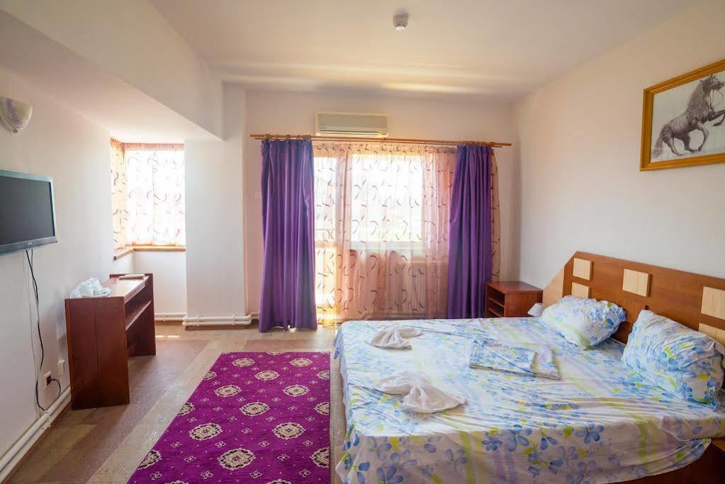 Hostel Nova Route Navodari Luaran gambar