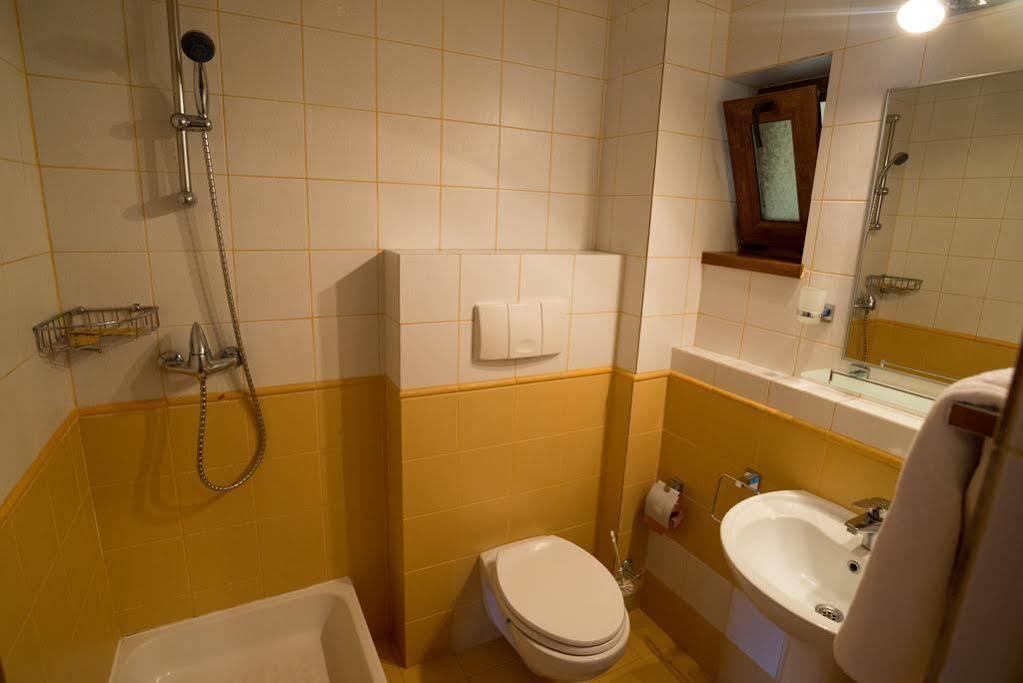 Hostel Nova Route Navodari Luaran gambar