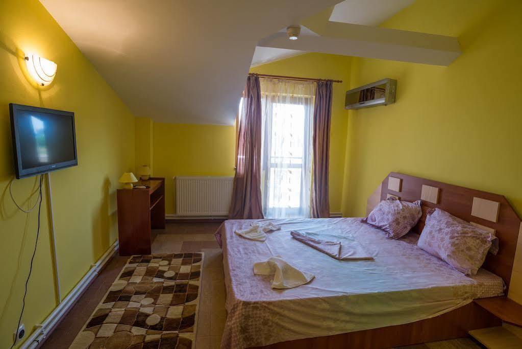Hostel Nova Route Navodari Luaran gambar